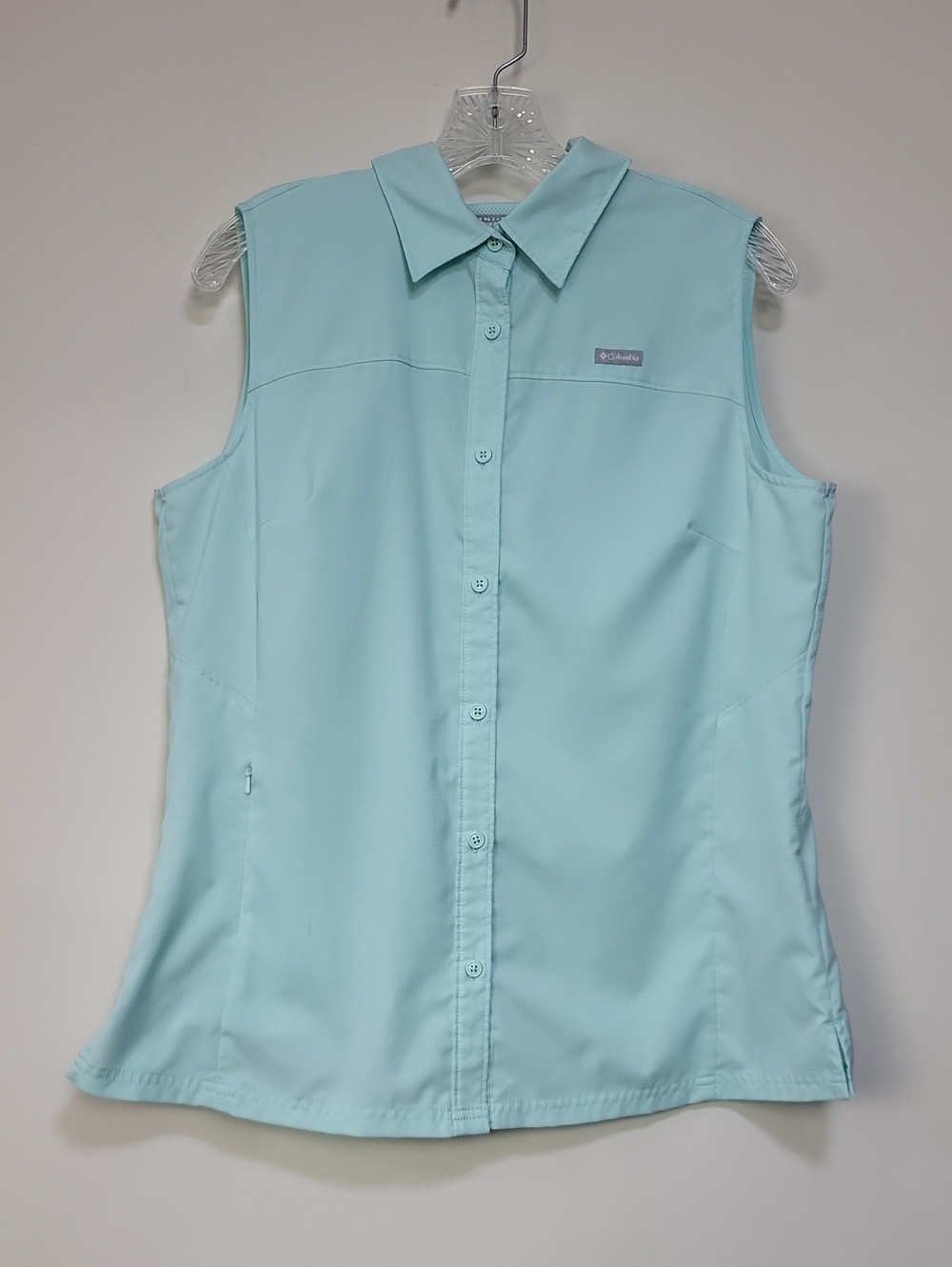 COLUMBIA Omni-Shade Mint Green Sun Protection Sleeveless Button Down Shirt